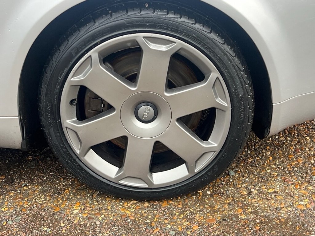 Used Audi A4 2004 for sale - 76744509: Photo 19