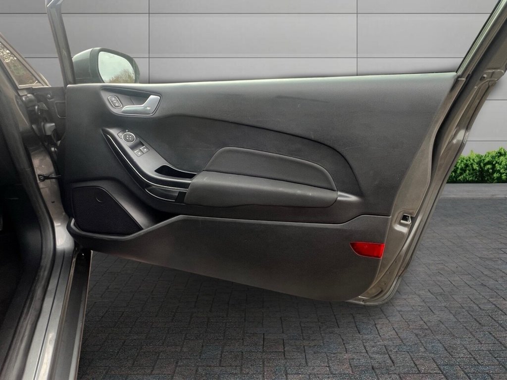 Used Ford Fiesta 2018 for sale - 76744551: Photo 10