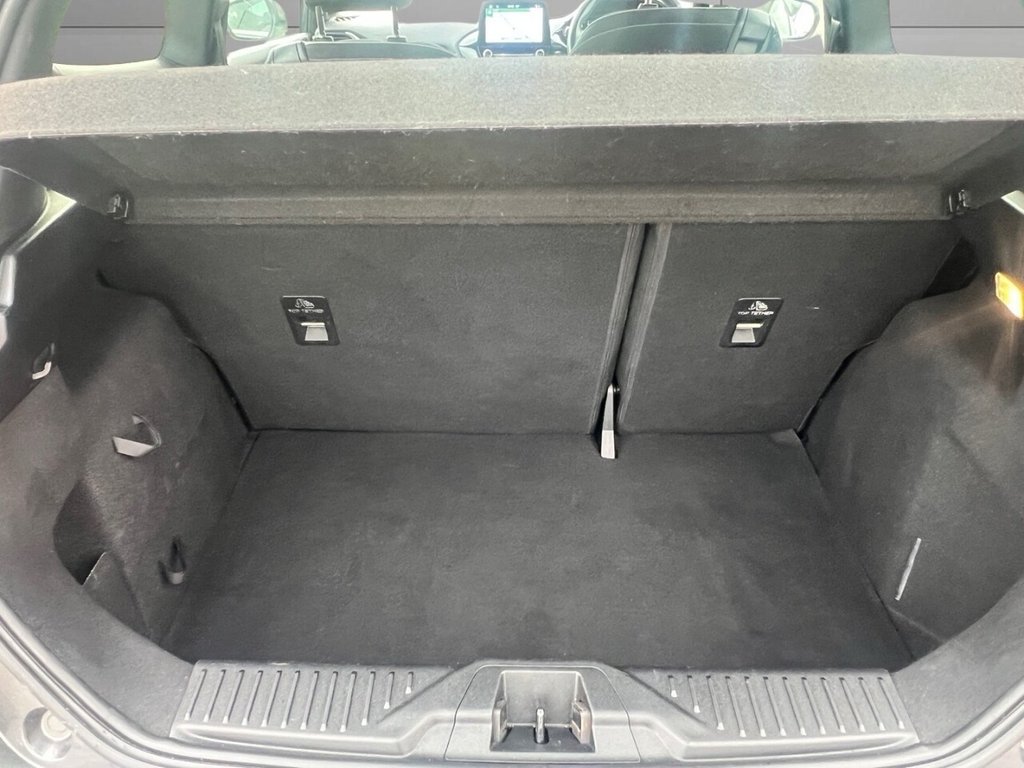 Used Ford Fiesta 2018 for sale - 76744551: Photo 19