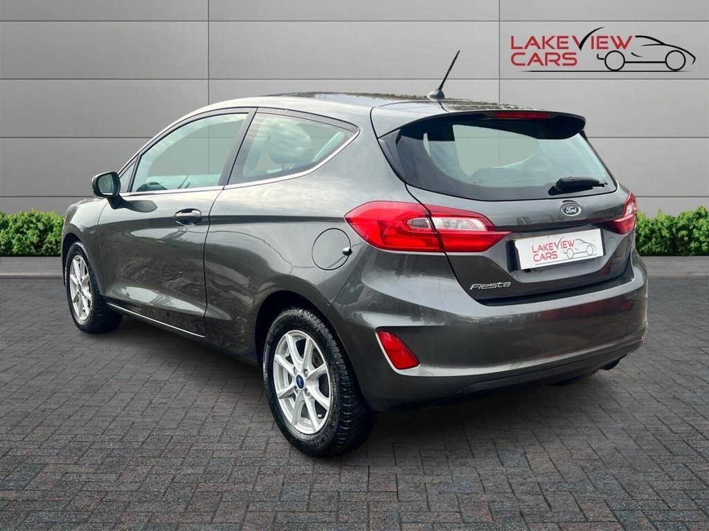 Used Ford Fiesta 2018 for sale - 76744551: Photo 2