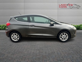 Used Ford Fiesta 2018 for sale - 76744551: Photo