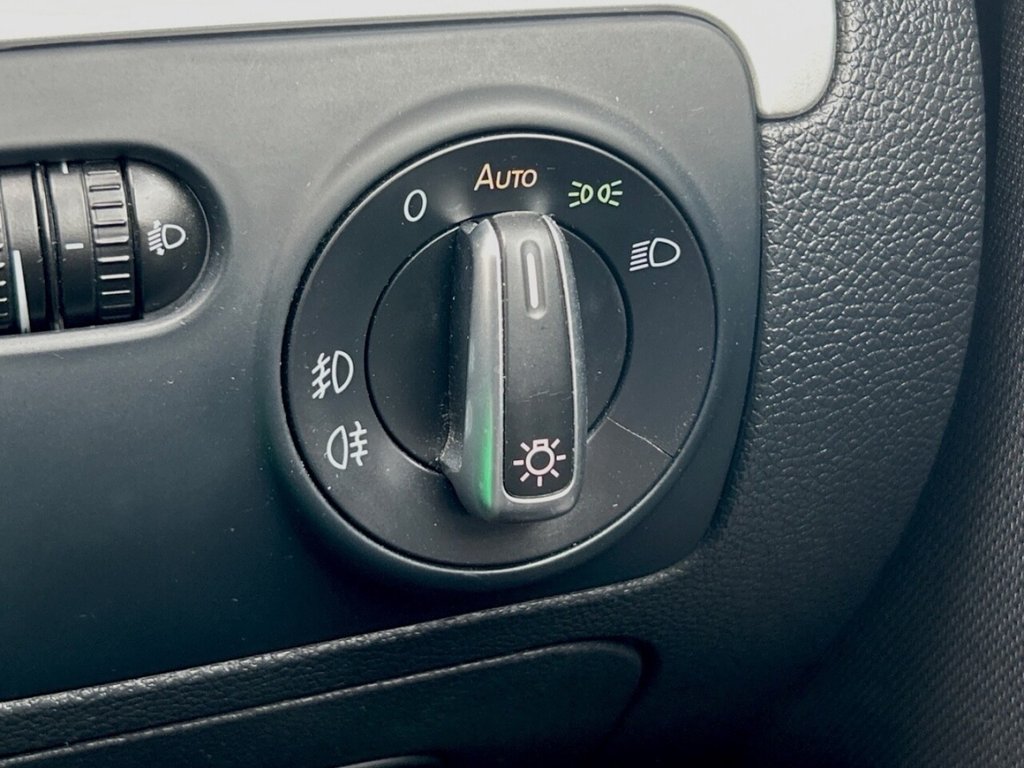 Used Volkswagen Scirocco 2014 for sale - 76744512: Photo 29