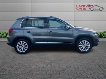 Used Volkswagen Tiguan 2015 for sale - 76754588: Photo