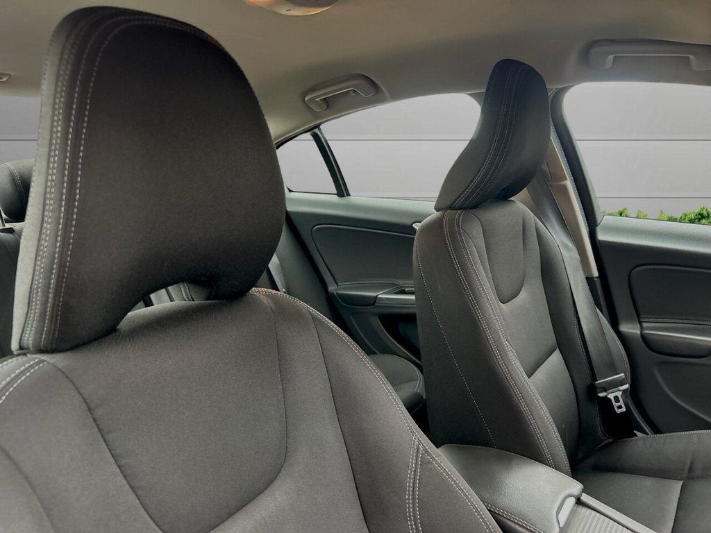 Used Volvo S60 2017 for sale - 76744477: Photo 10