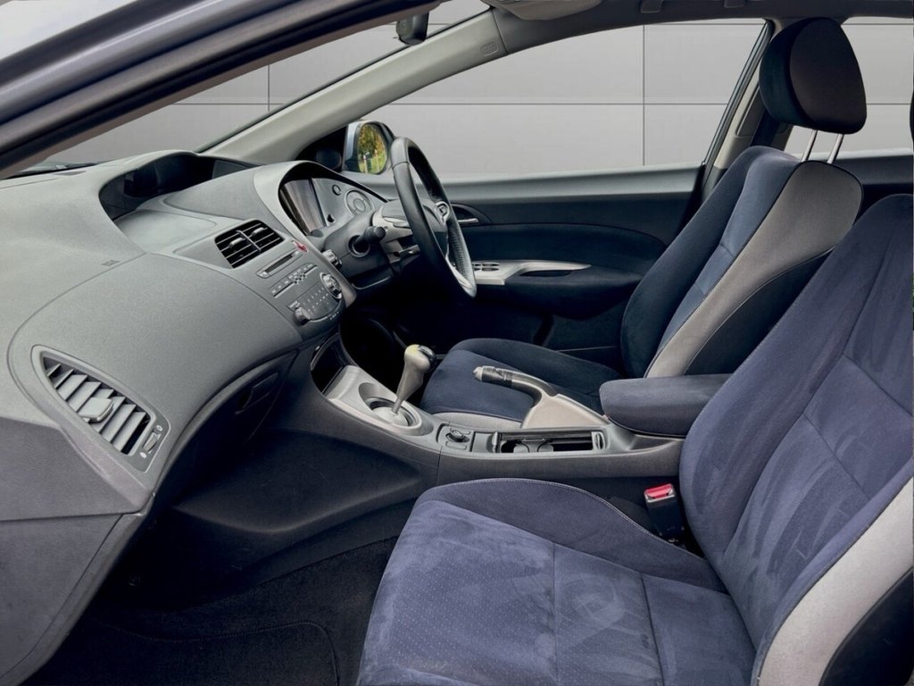 Used Honda Civic 2006 for sale - 76744514: Photo 9