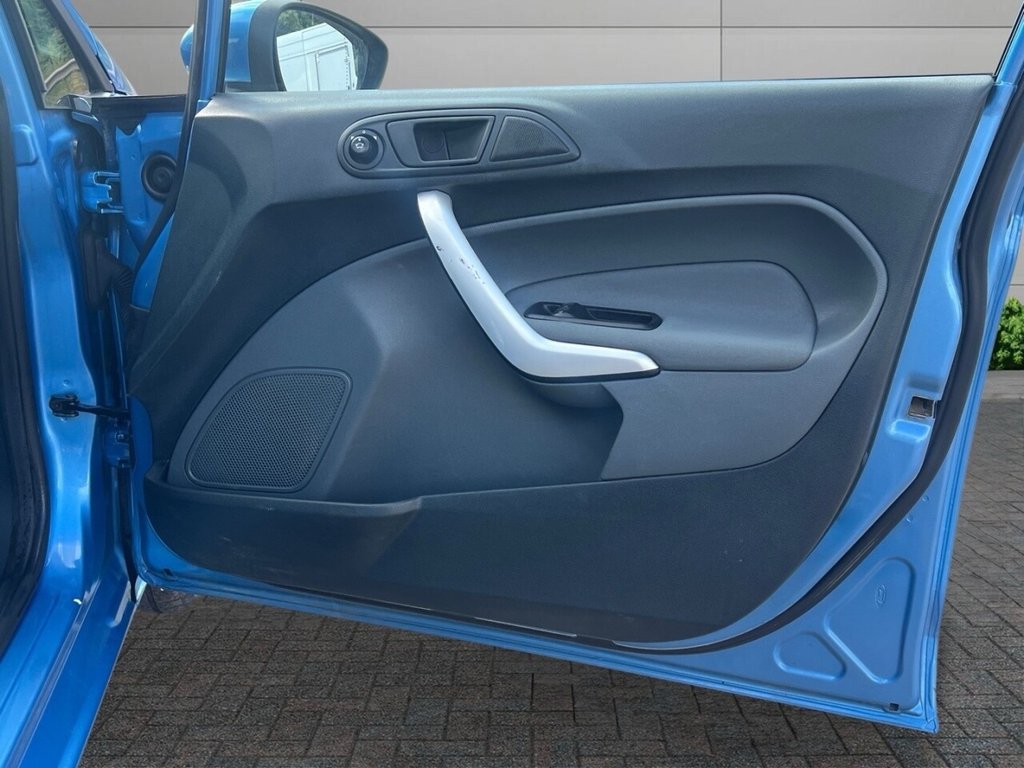 Used Ford Fiesta 2009 for sale - 76744496: Photo 12