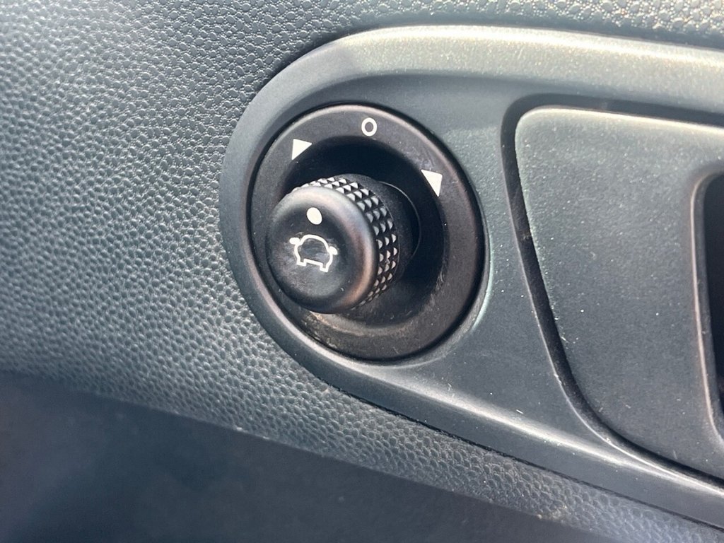 Used Ford Fiesta 2009 for sale - 76744496: Photo 23