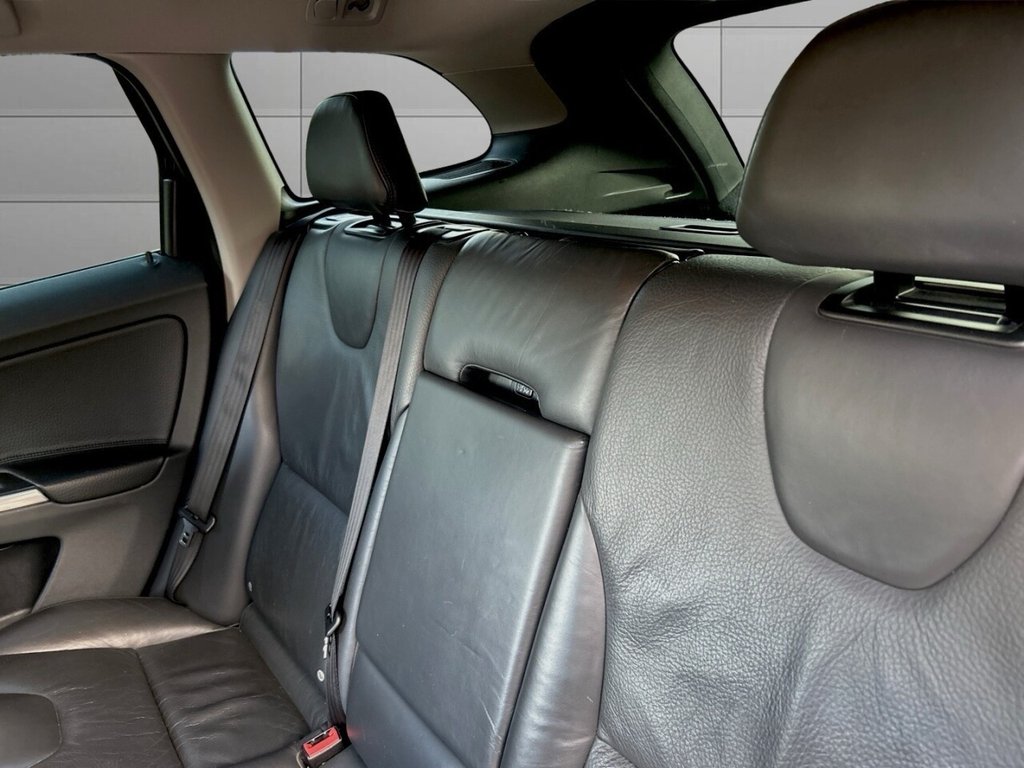 Used Volvo XC60 2013 for sale - 76744538: Photo 16