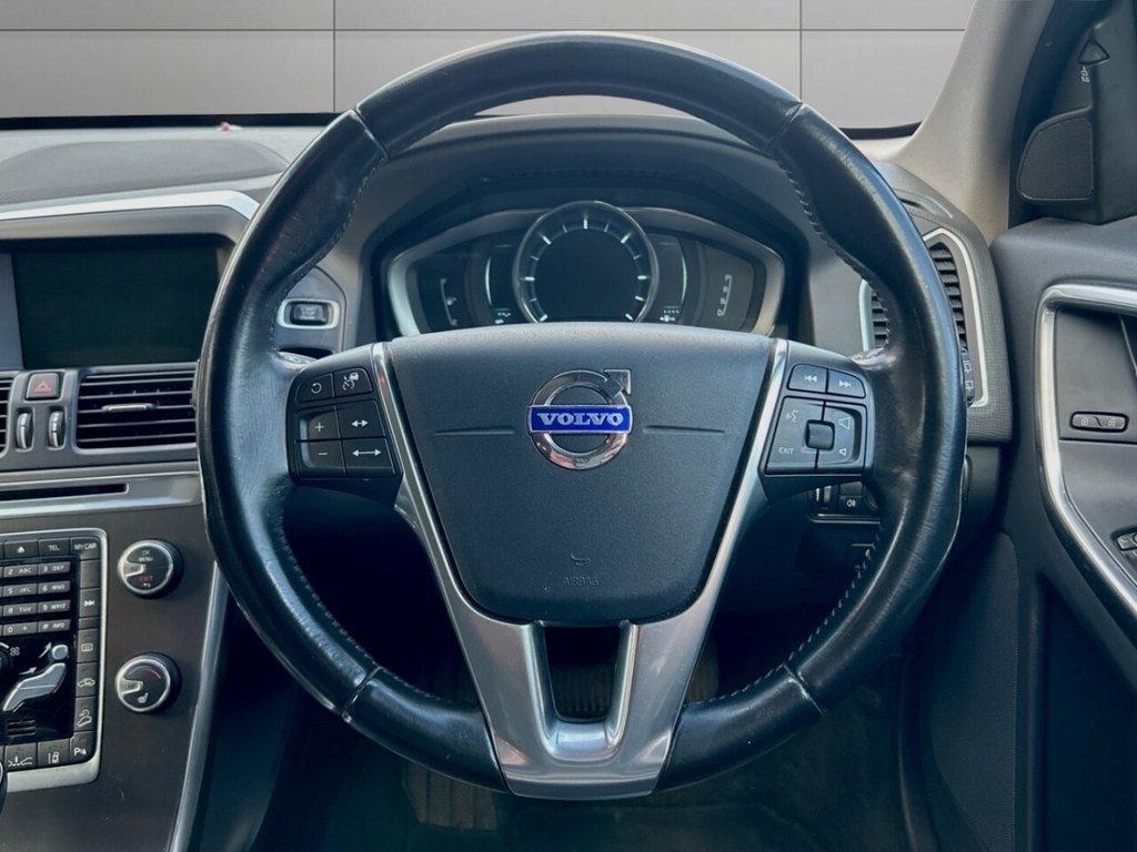 Used Volvo XC60 2013 for sale - 76744538: Photo 19