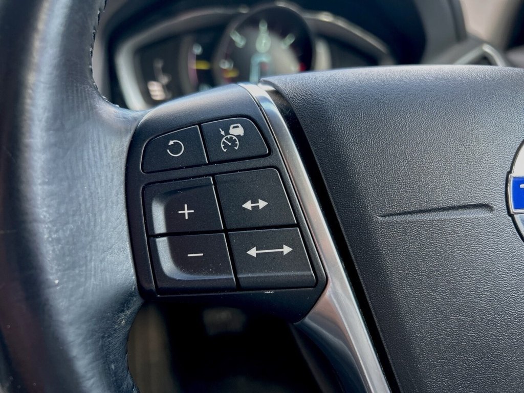 Used Volvo XC60 2013 for sale - 76744538: Photo 22