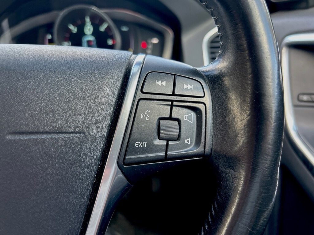 Used Volvo XC60 2013 for sale - 76744538: Photo 23