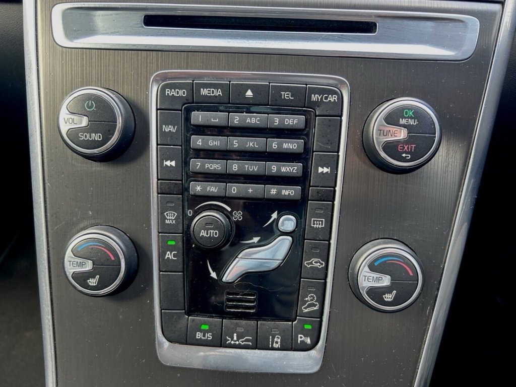 Used Volvo XC60 2013 for sale - 76744538: Photo 27