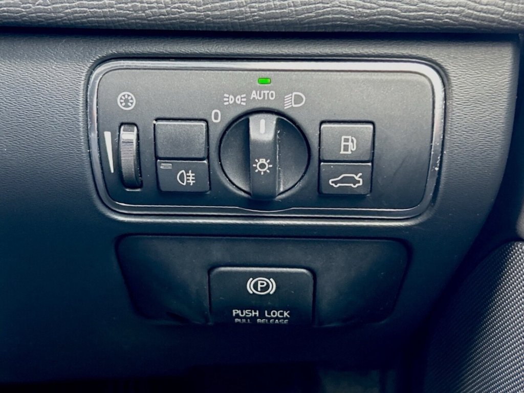 Used Volvo XC60 2013 for sale - 76744538: Photo 29