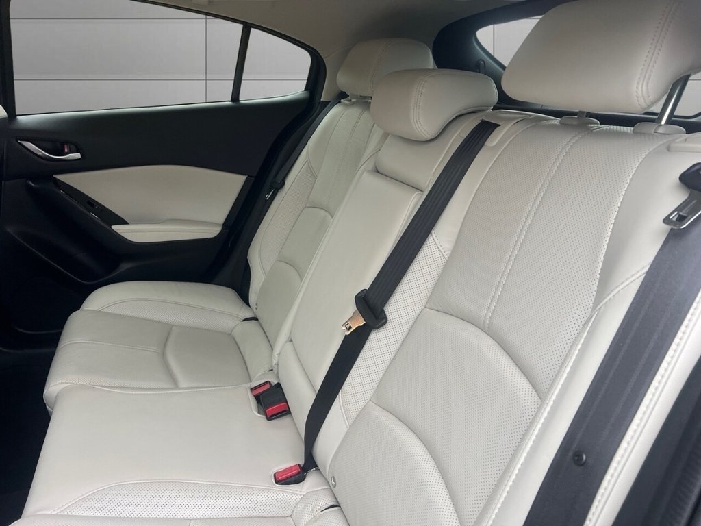 Used Mazda Mazda3 2017 for sale - 76744507: Photo 15