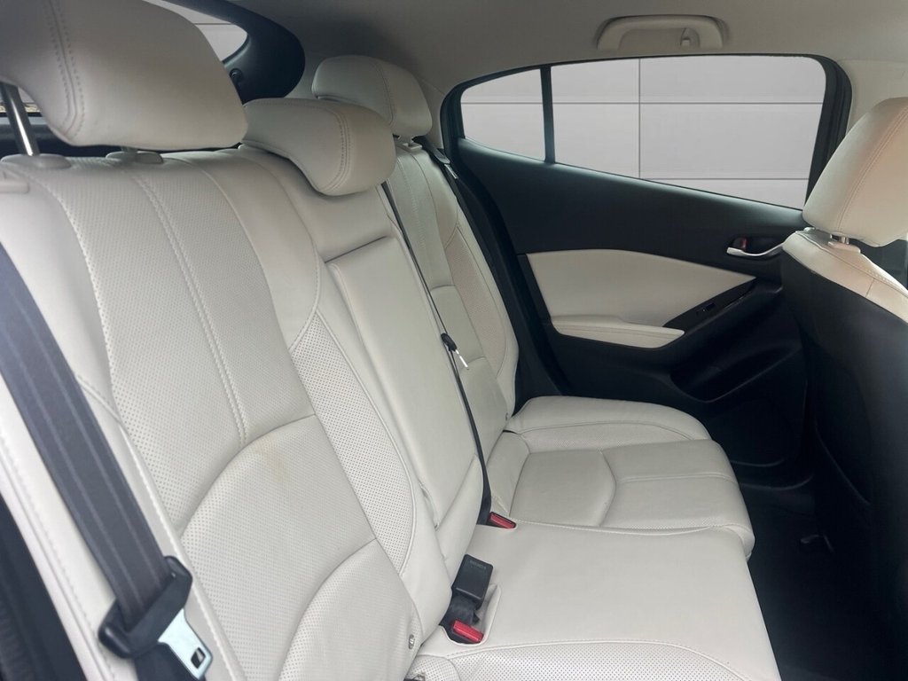 Used Mazda Mazda3 2017 for sale - 76744507: Photo 39