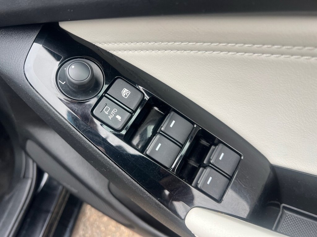 Used Mazda Mazda3 2017 for sale - 76744507: Photo 42