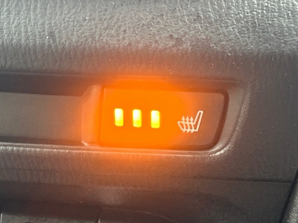 Used Mazda Mazda3 2017 for sale - 76744507: Photo 45