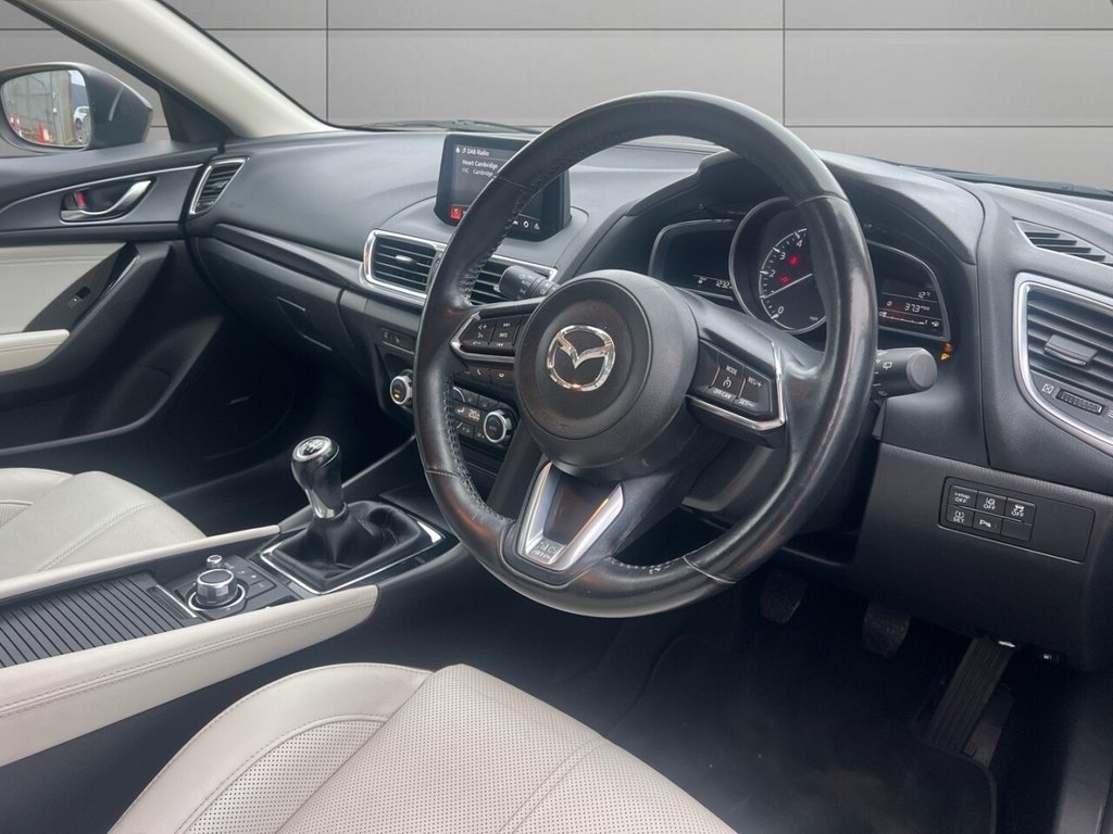 Used Mazda Mazda3 2017 for sale - 76744507: Photo 7