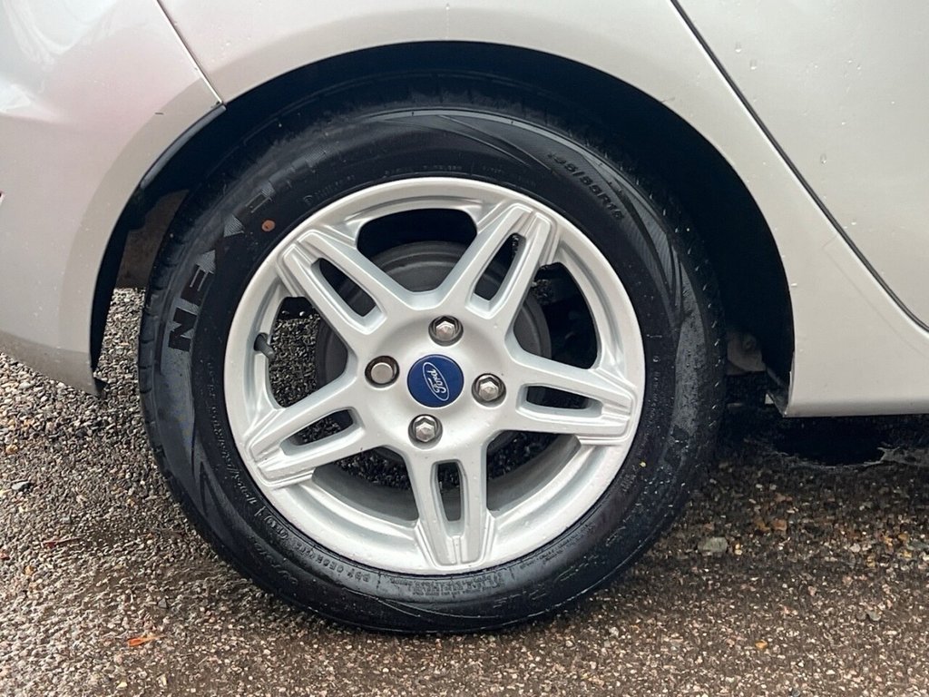 Used Ford Fiesta 2013 for sale - 76744524: Photo 21