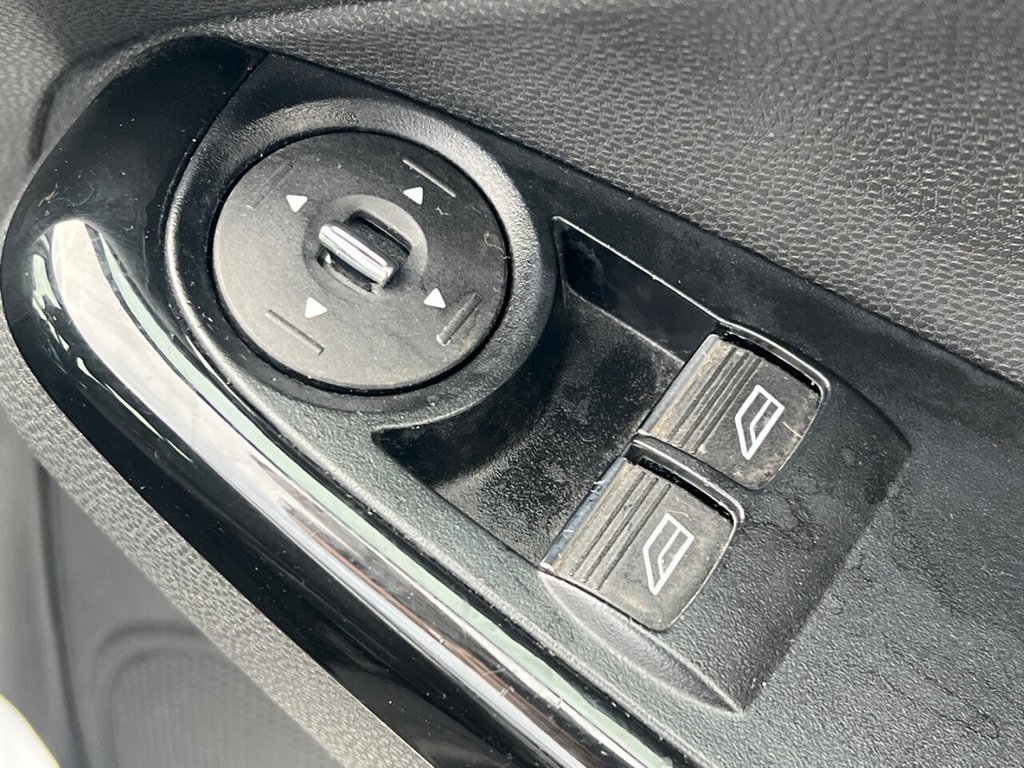 Used Ford Fiesta 2013 for sale - 76744524: Photo 24