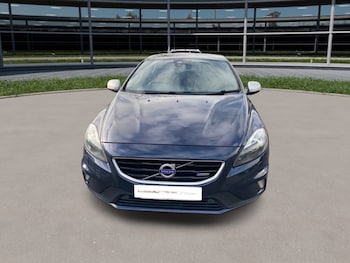 Used Volvo V40 2015 for sale - 77328260: Photo