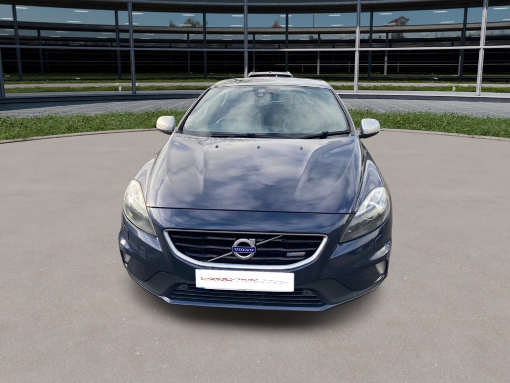 Used Volvo V40 2015 for sale - 77328260: Photo 2