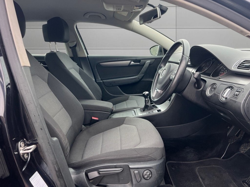 Used Volkswagen Passat 2012 for sale - 76744525: Photo 3