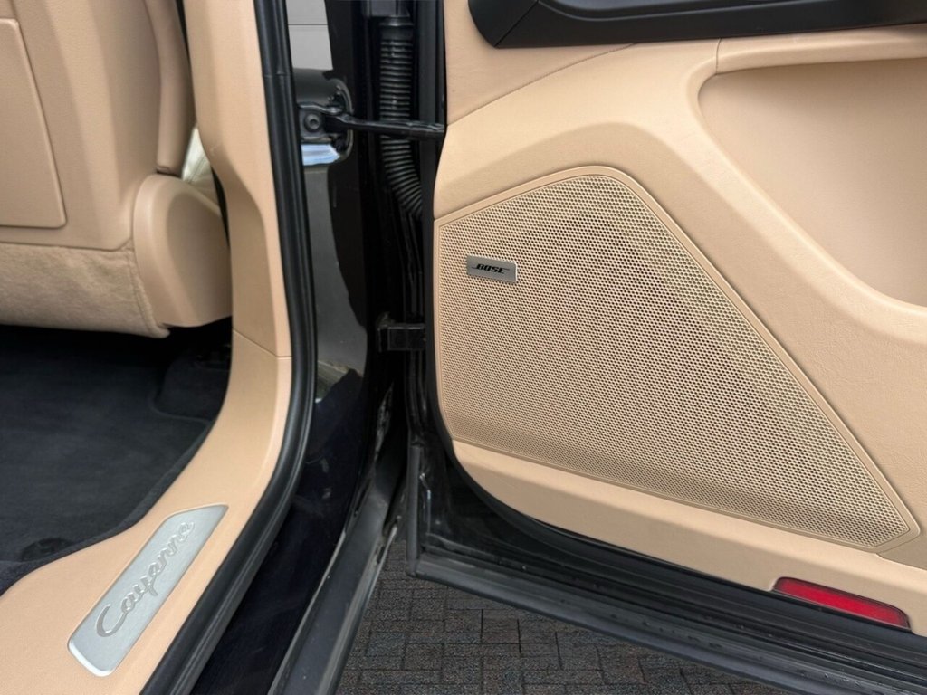 Used Porsche Cayenne 2021 for sale - 76744515: Photo 12