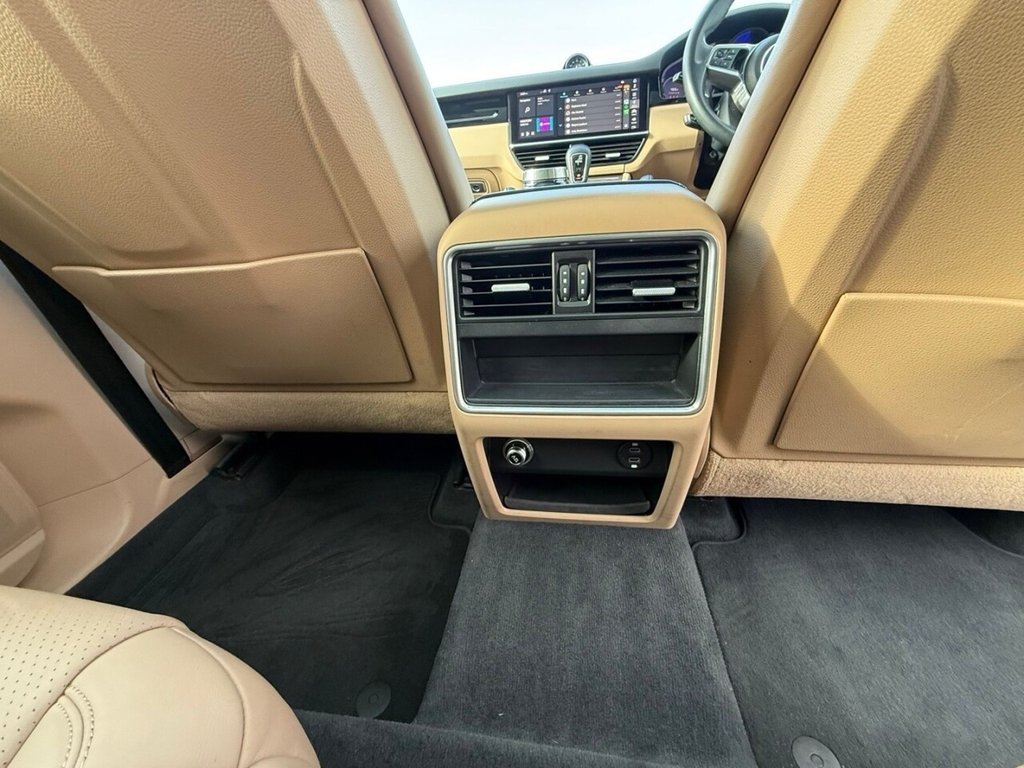 Used Porsche Cayenne 2021 for sale - 76744515: Photo 28