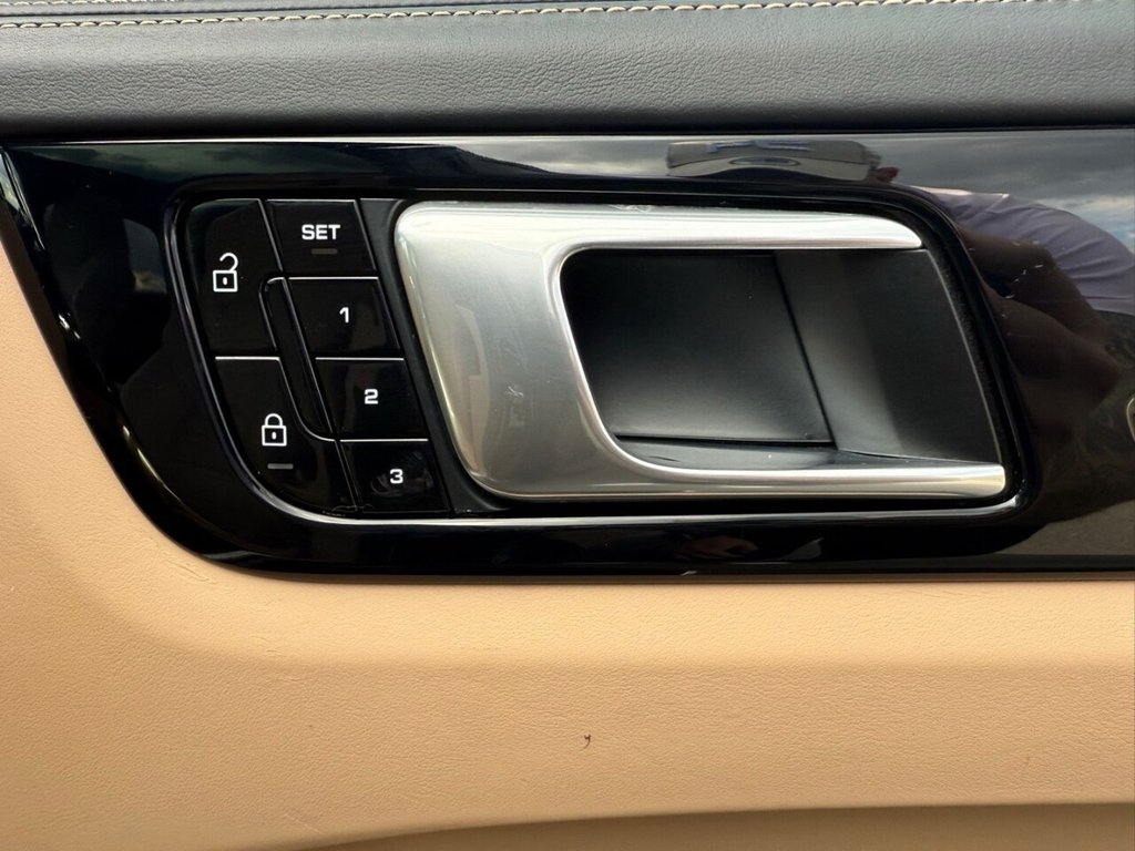 Used Porsche Cayenne 2021 for sale - 76744515: Photo 29