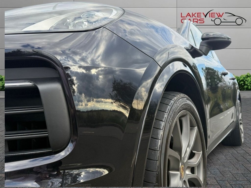 Used Porsche Cayenne 2021 for sale - 76744515: Photo 3