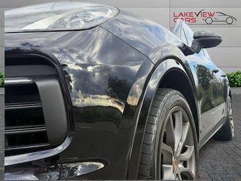 Used Porsche Cayenne 2021 for sale - 76744515: Photo