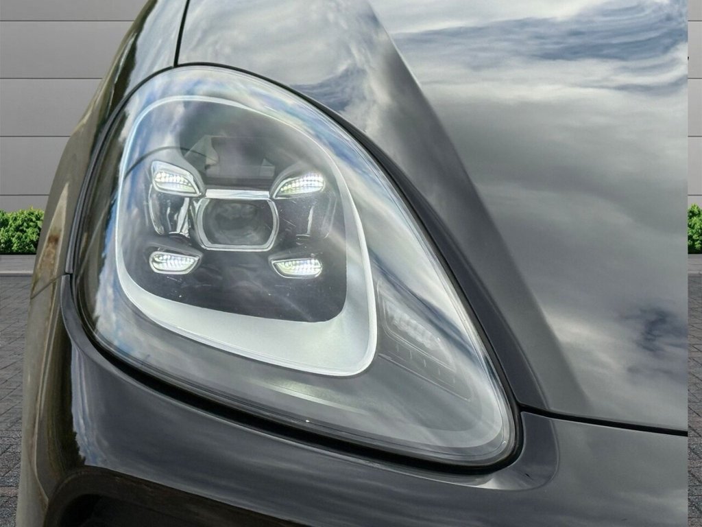 Used Porsche Cayenne 2021 for sale - 76744515: Photo 8