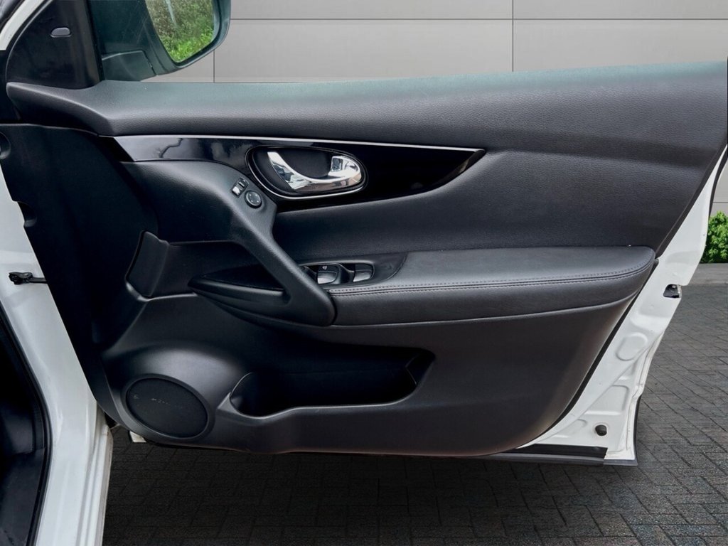 Used Nissan Qashqai 2014 for sale - 76744542: Photo 12