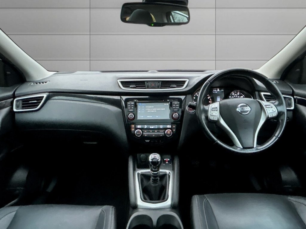 Used Nissan Qashqai 2014 for sale - 76744542: Photo 17