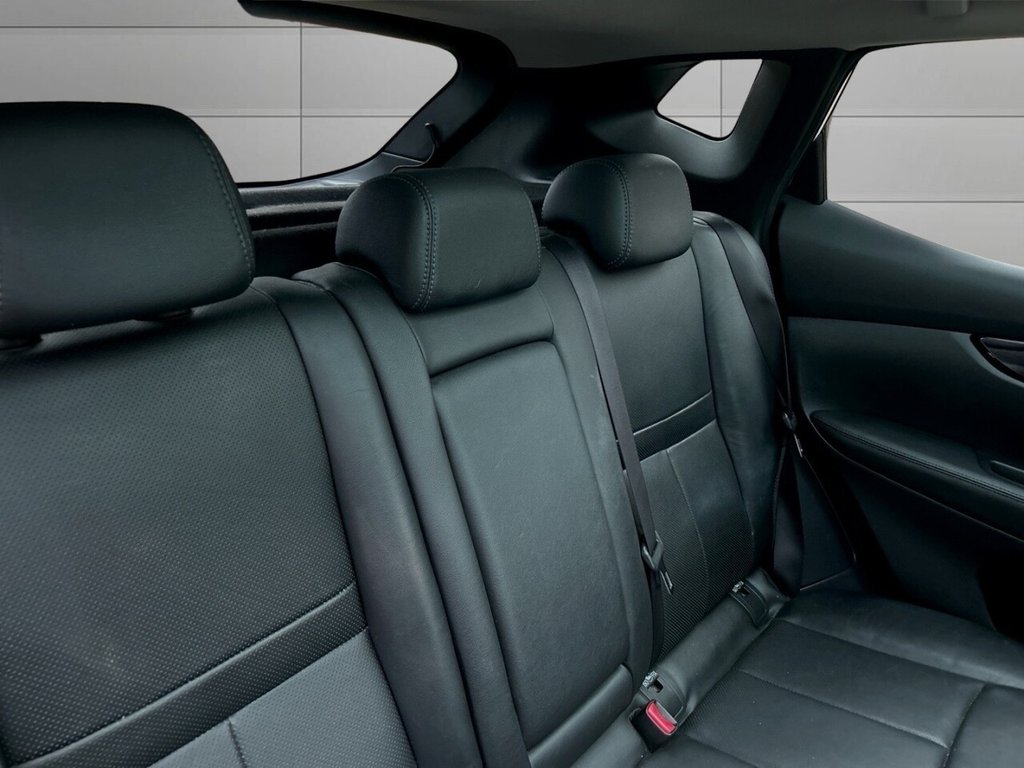 Used Nissan Qashqai 2014 for sale - 76744542: Photo 18