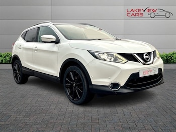 Used Nissan Qashqai 2014 for sale - 76744542: Photo