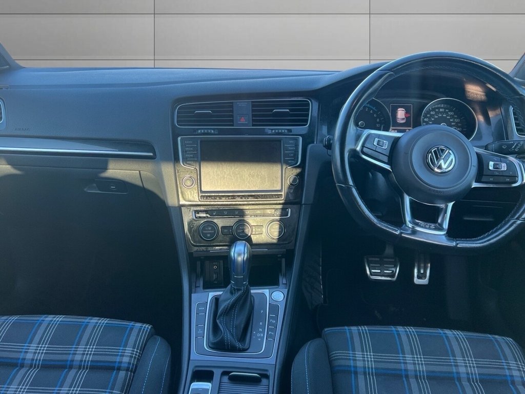Used Volkswagen Golf 2016 for sale - 77301815: Photo 15