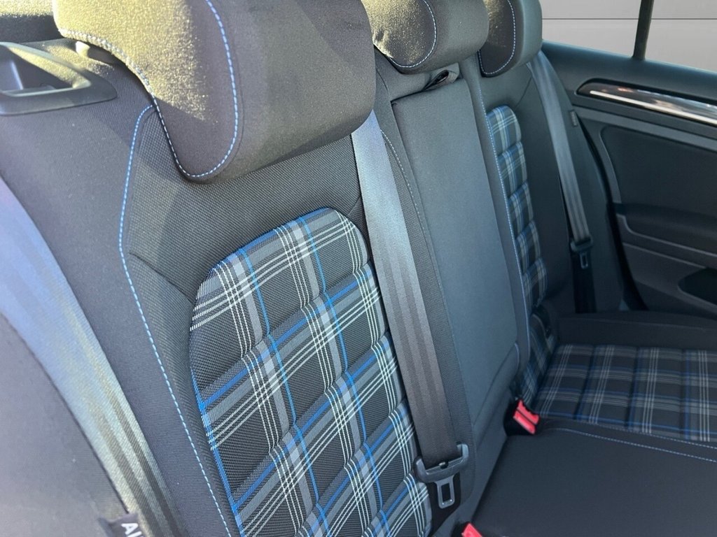 Used Volkswagen Golf 2016 for sale - 77301815: Photo 16