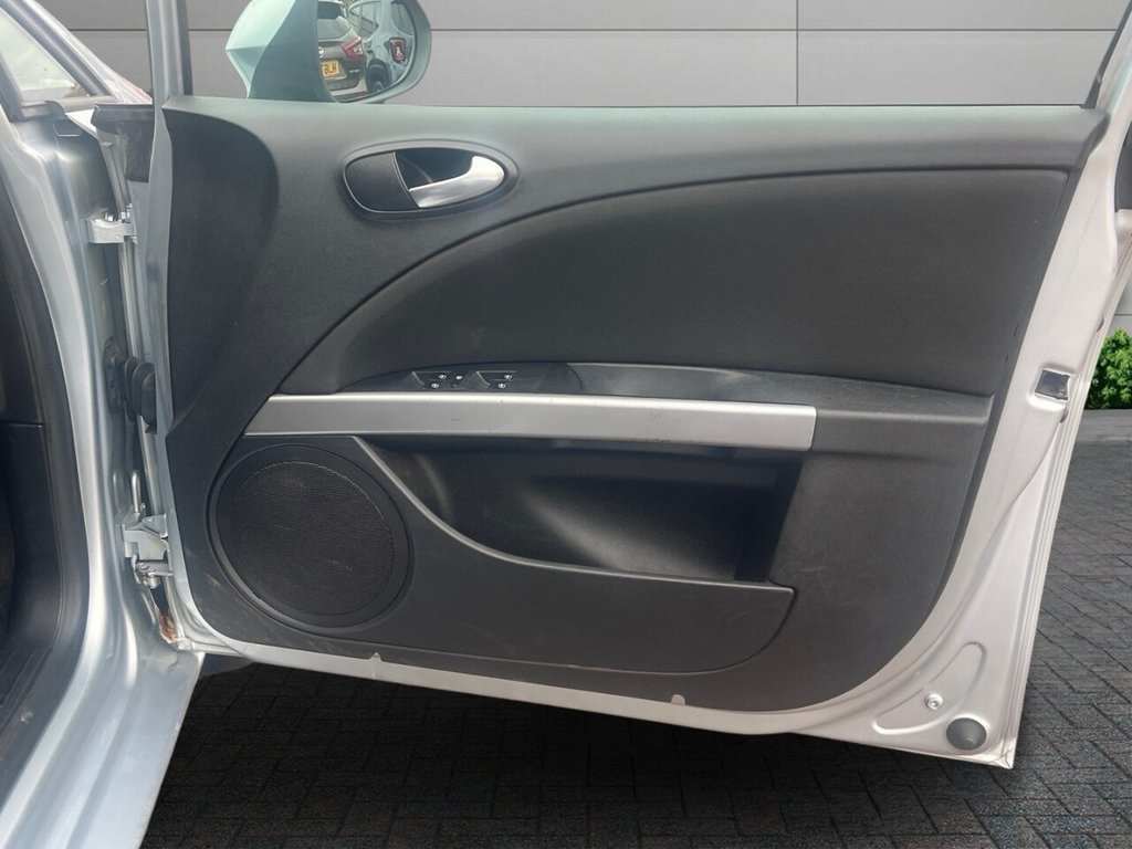 Used SEAT Leon 2010 for sale - 76744495: Photo 12