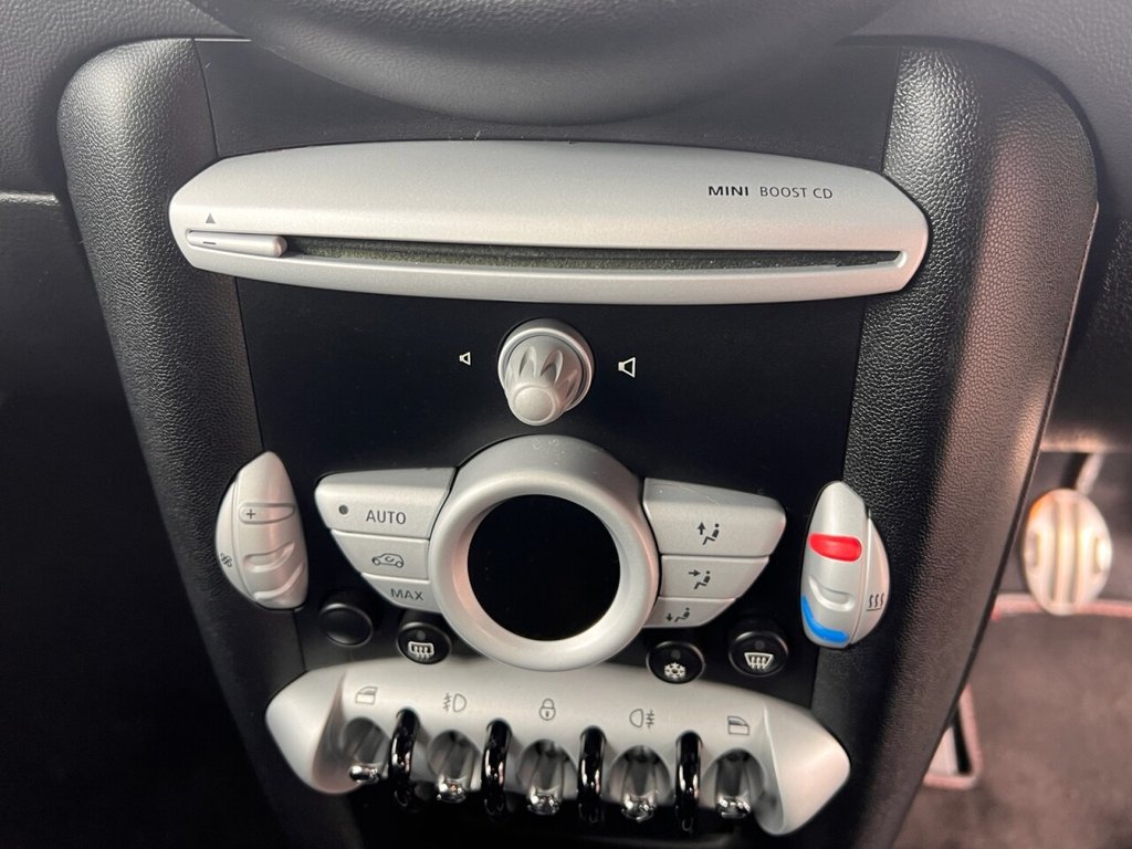 Used MINI Hatch 2009 for sale - 76744443: Photo 19