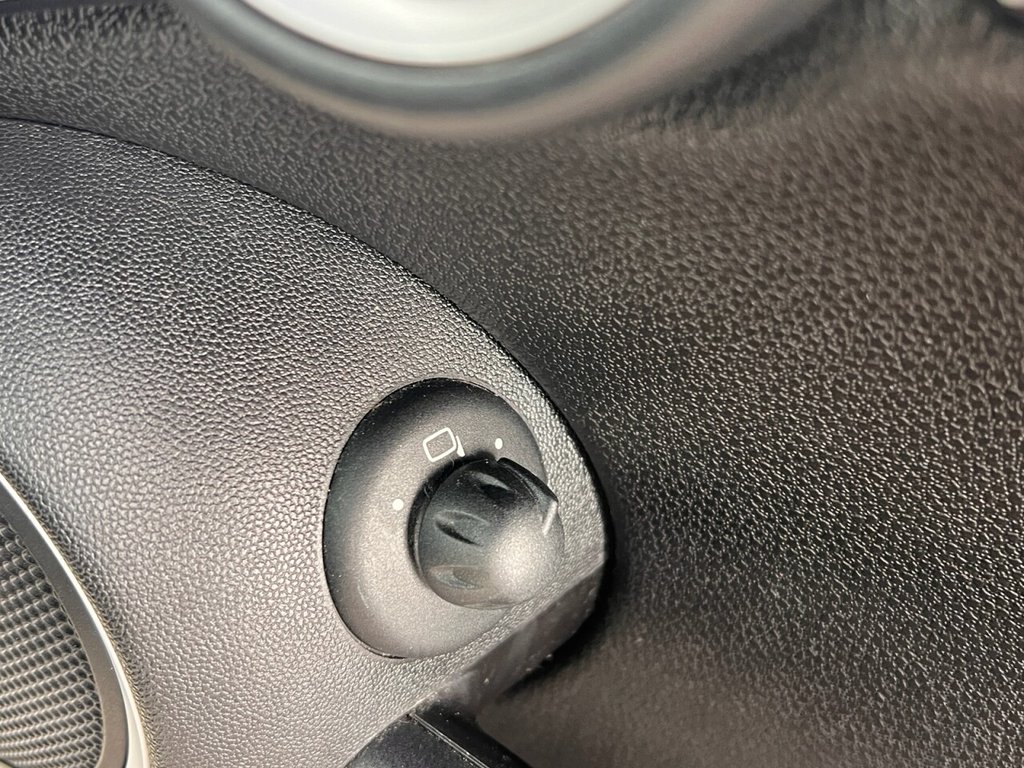 Used MINI Hatch 2009 for sale - 76744443: Photo 24