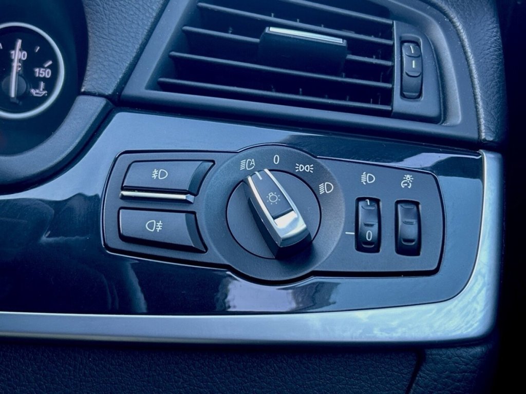 Used BMW 5 Series 2012 for sale - 76962679: Photo 28