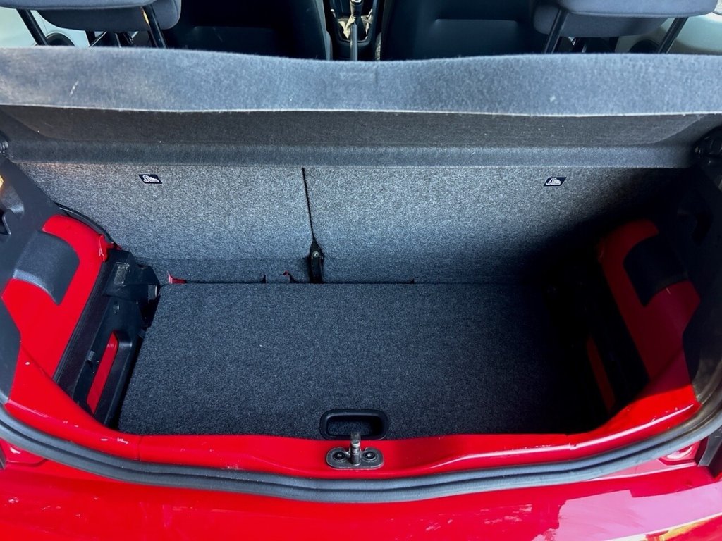 Used Volkswagen up! 2016 for sale - 76744501: Photo 21