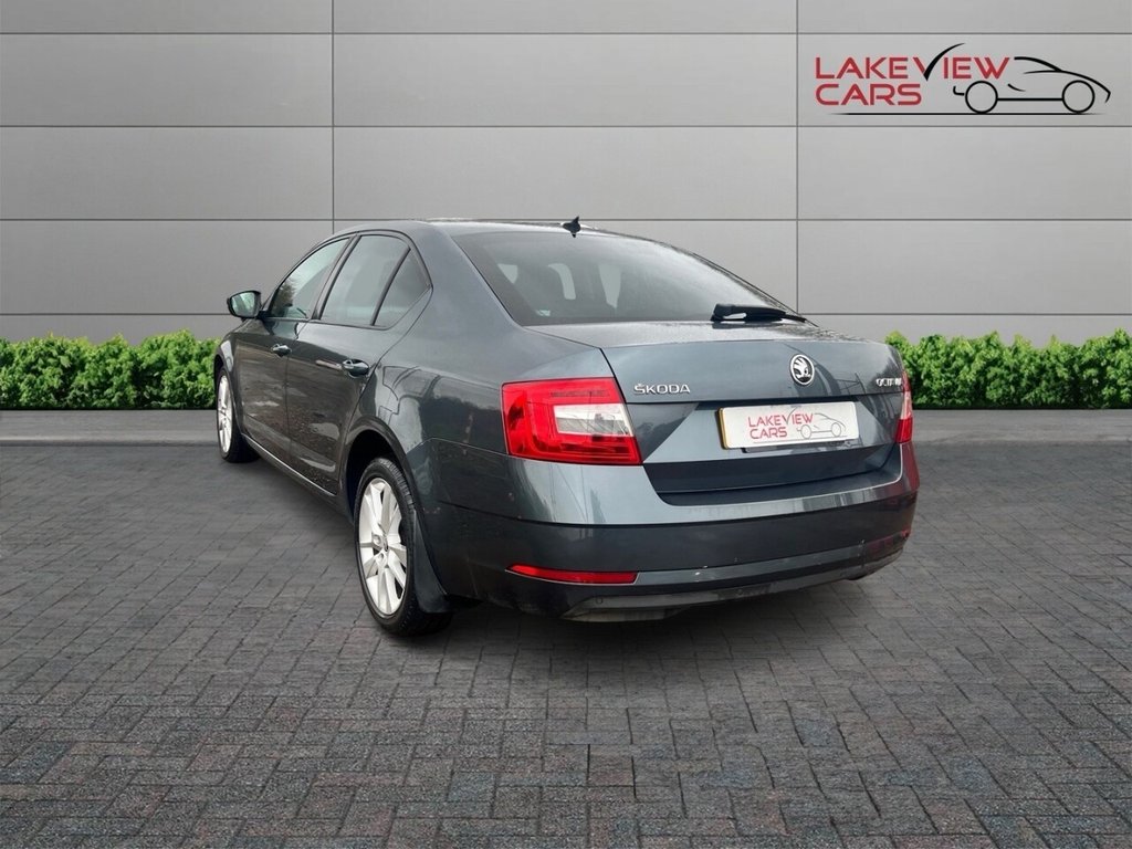 Used Skoda Octavia 2017 for sale - 77499035: Photo 2