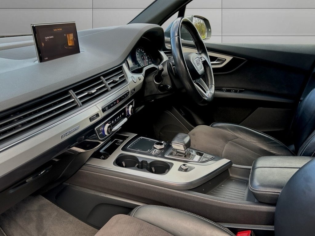 Used Audi Q7 2016 for sale - 76744541: Photo 15