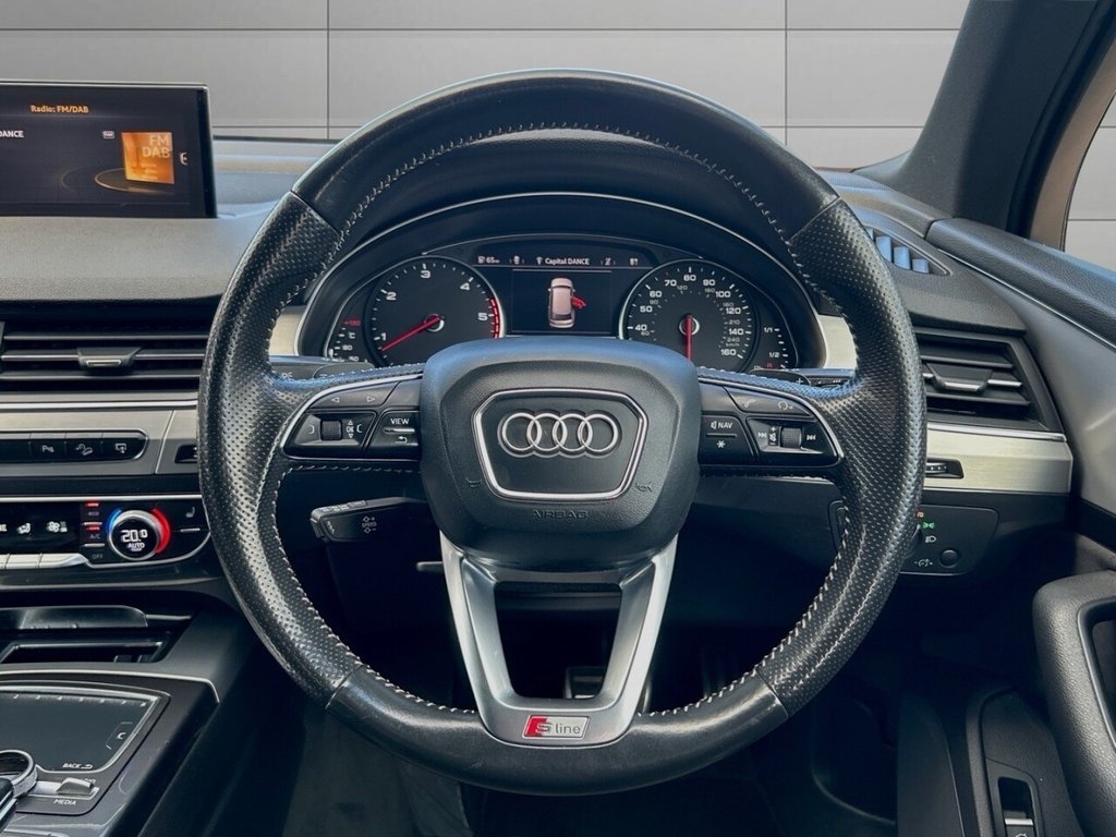 Used Audi Q7 2016 for sale - 76744541: Photo 19