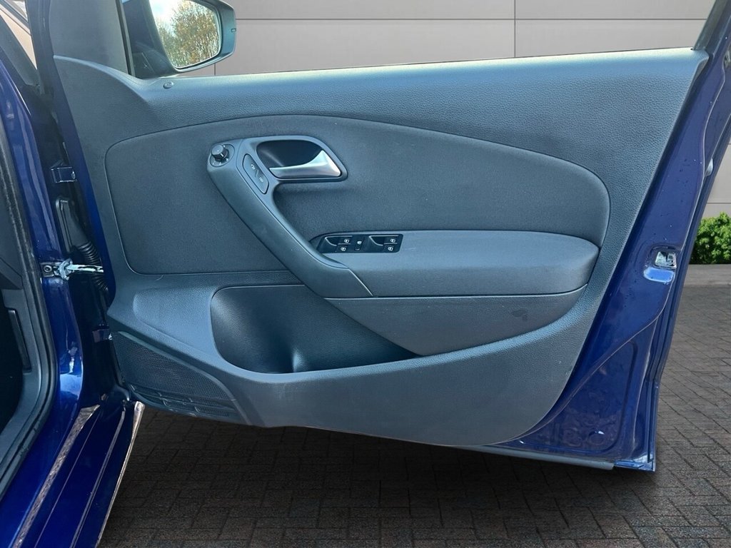 Used Volkswagen Polo 2013 for sale - 76744498: Photo 12