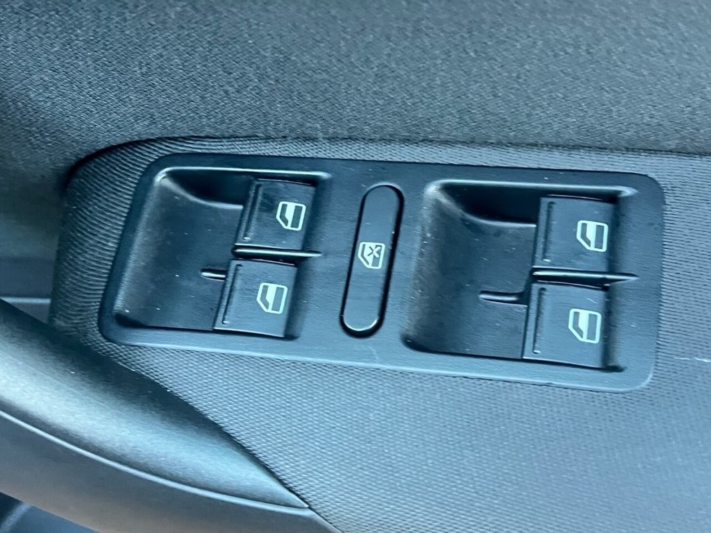 Used Volkswagen Polo 2013 for sale - 76744498: Photo 21