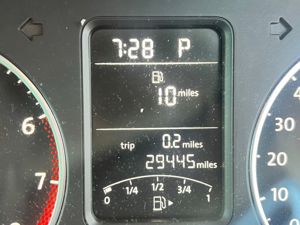 Used Volkswagen Polo 2013 for sale - 76744498: Photo 28